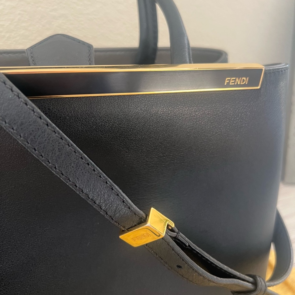 FENDI 2jours Petite Tote w/ long strap - Picture 13 of 15
